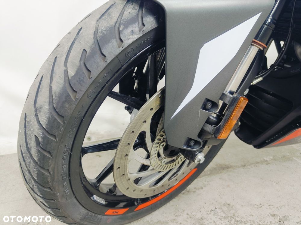 KTM RC 390 - 22