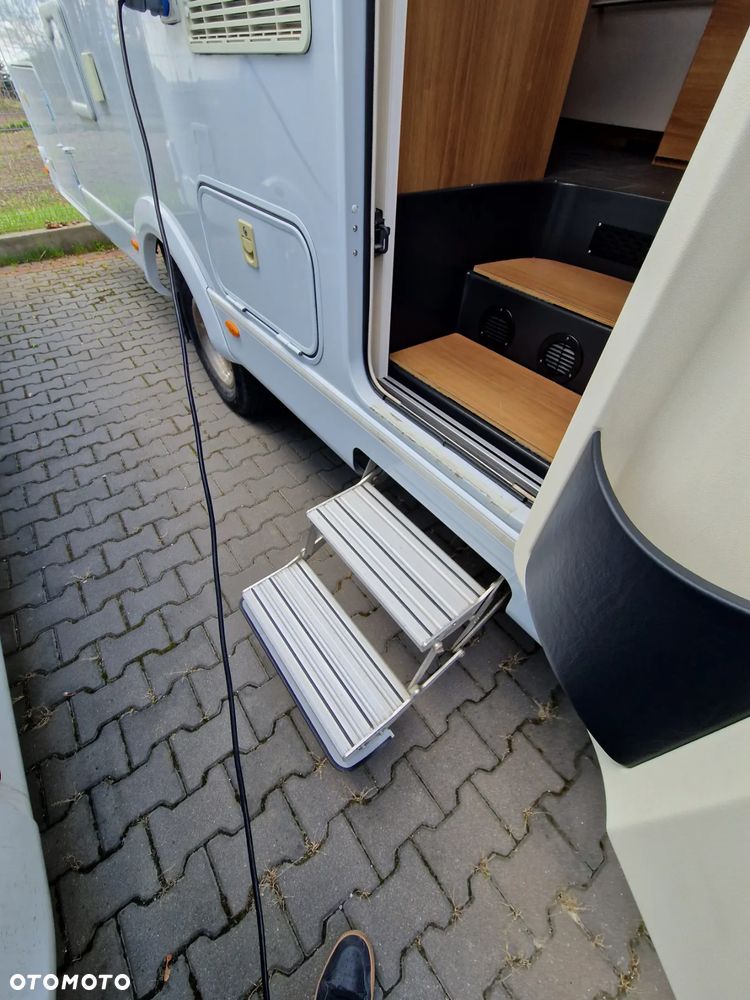 Dethleffs dethleffs 9000-2 EB GLOBETROTTER Auto Demo 7 osobowe Full Opcja - 26