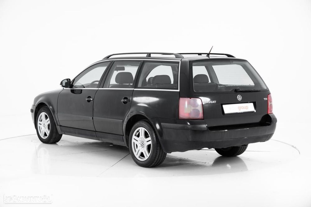 VW Passat Variant - 5