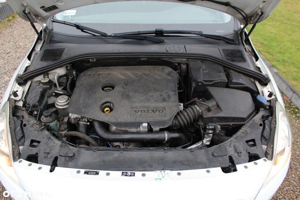 Volvo S60 DRIVe - 32