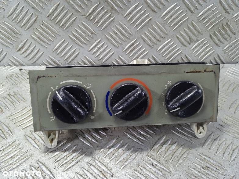 PANEL NAWIEWU RENAULT KANGOO - 1