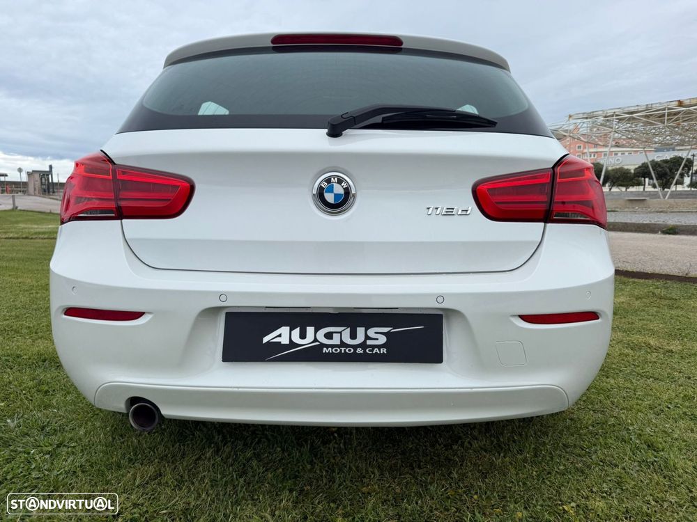 BMW 118 d Aut. Sport Line - 4