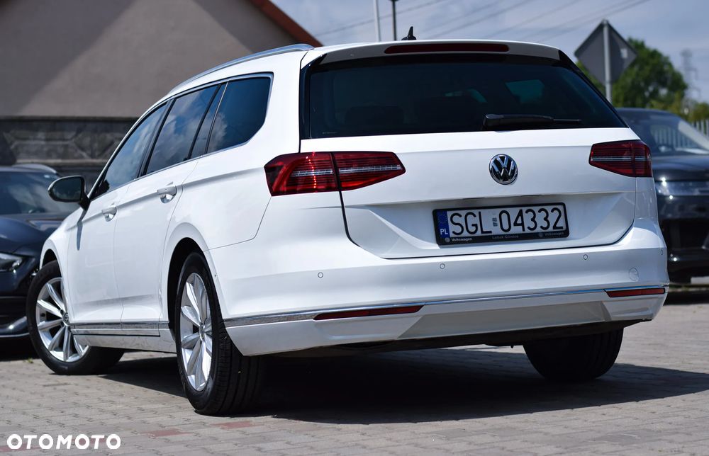 Volkswagen Passat Variant 2.0 TDI SCR DSG Highline - 35