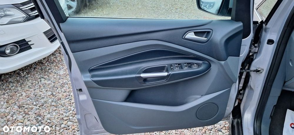 Ford Grand C-MAX - 9