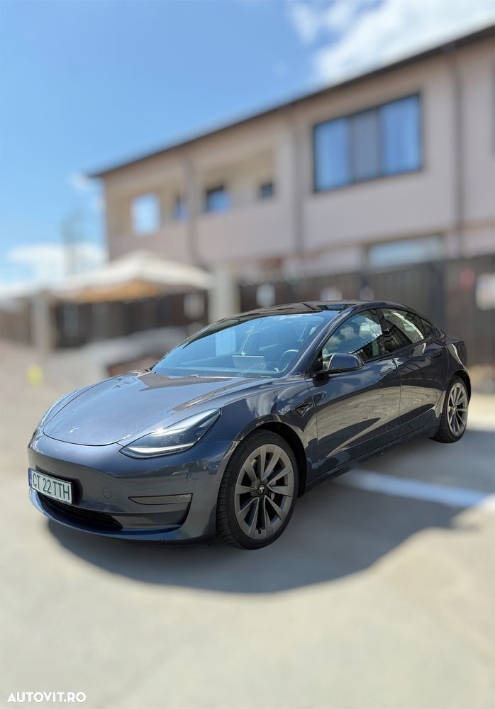 Tesla Model 3 Langstreckenbatterie Allradantrieb Dual Motor - 1