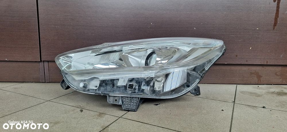 Ford S-Max Reflektor Lampa Przód Przednia Lewa 90074996 - 1