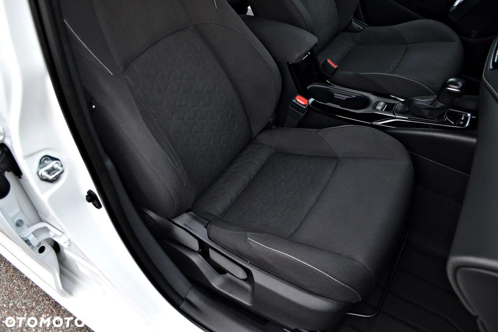 Toyota Corolla 2.0 Hybrid Comfort - 31