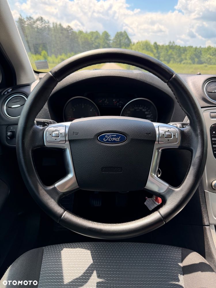 Ford Mondeo 2.0 TDCi Black Magic - 18