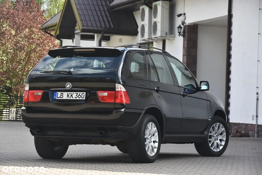BMW X5 3.0 i - 8