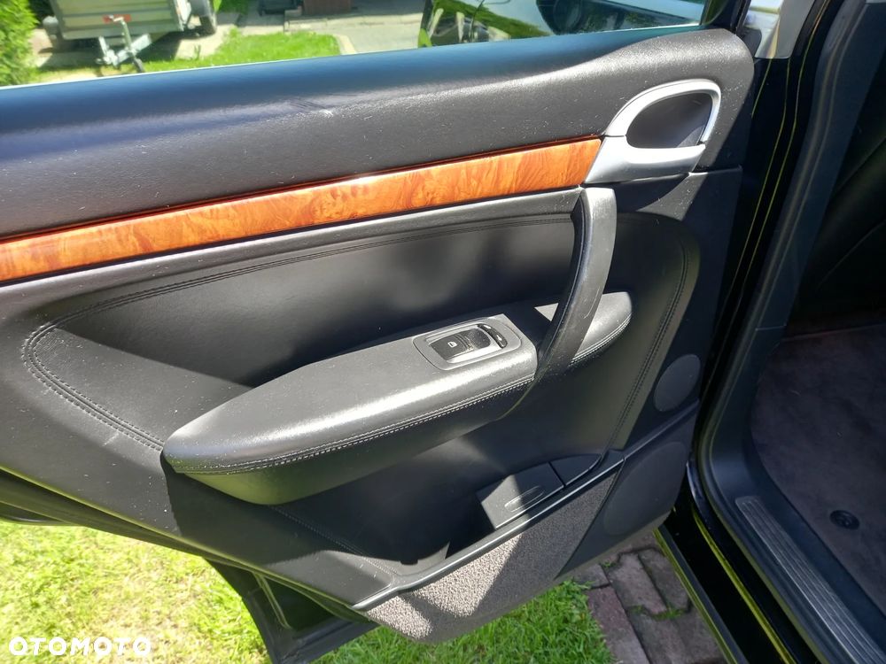 Porsche Cayenne - 15
