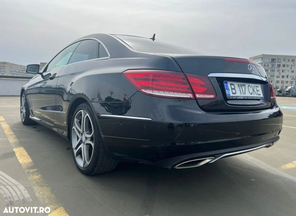 Mercedes-Benz E - 10