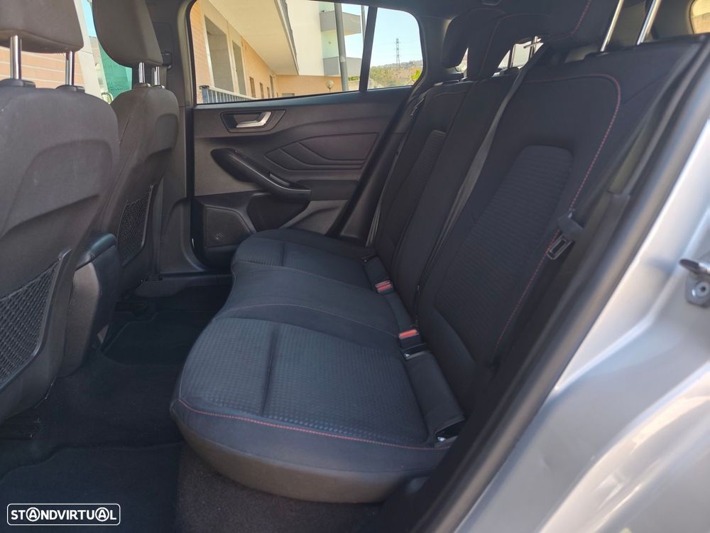 Ford Focus SW 1.0 EcoBoost MHEV ST-Line Aut. - 8