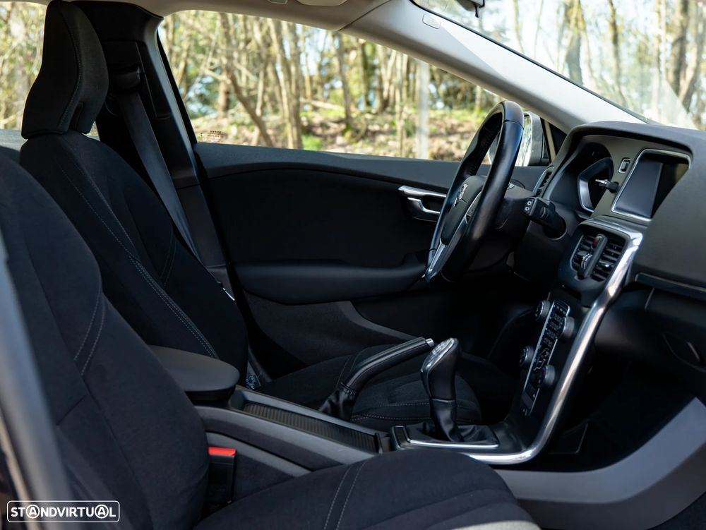 Volvo V40 1.6 D2 Kinetic - 18