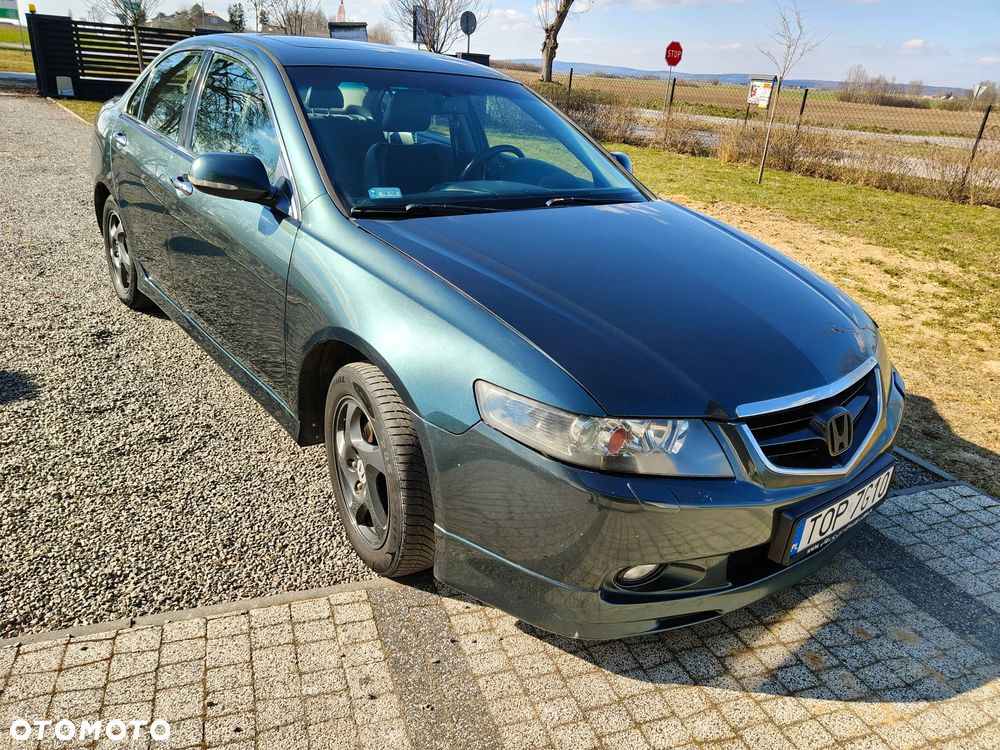 Honda Accord 2.0 Executive - 1