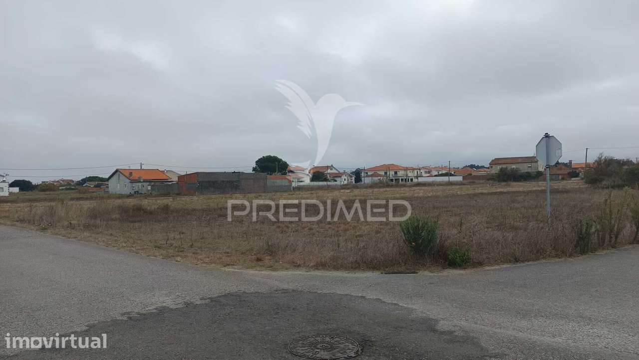 Terreno urbano com vista ria - Grande imagem: 2/7