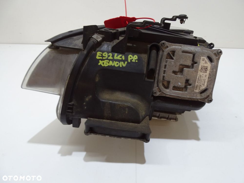 LAMPA PRAWA PRZEDNIA BMW E92 LIFT XENON 7239930 - 7