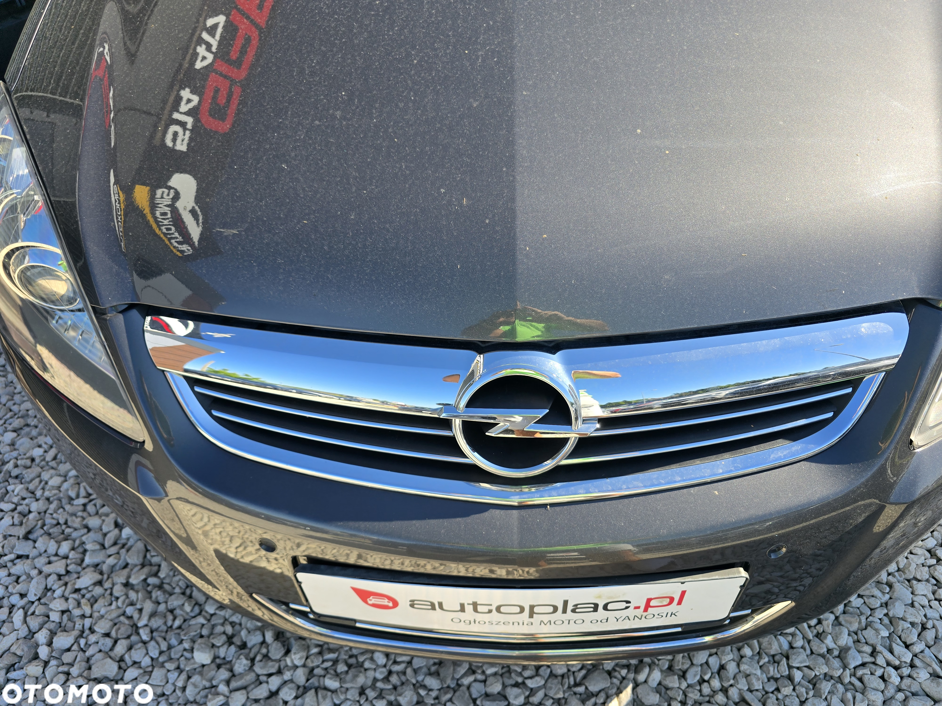 Opel Zafira 1.8 Cosmo EU5 - 17