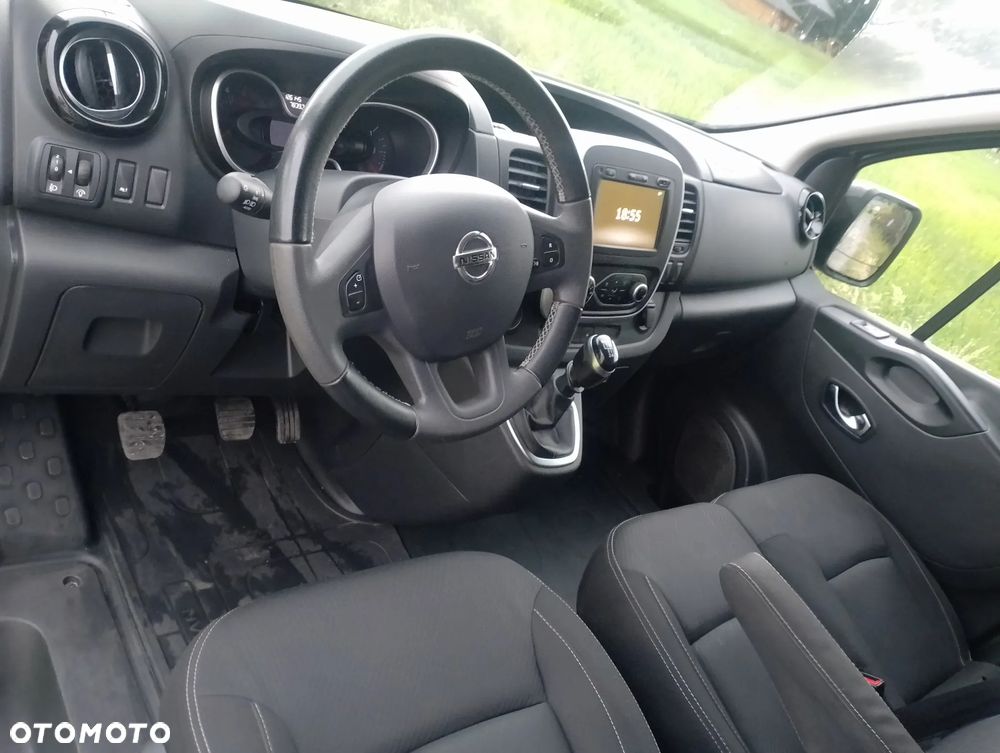Nissan NV300 - 18