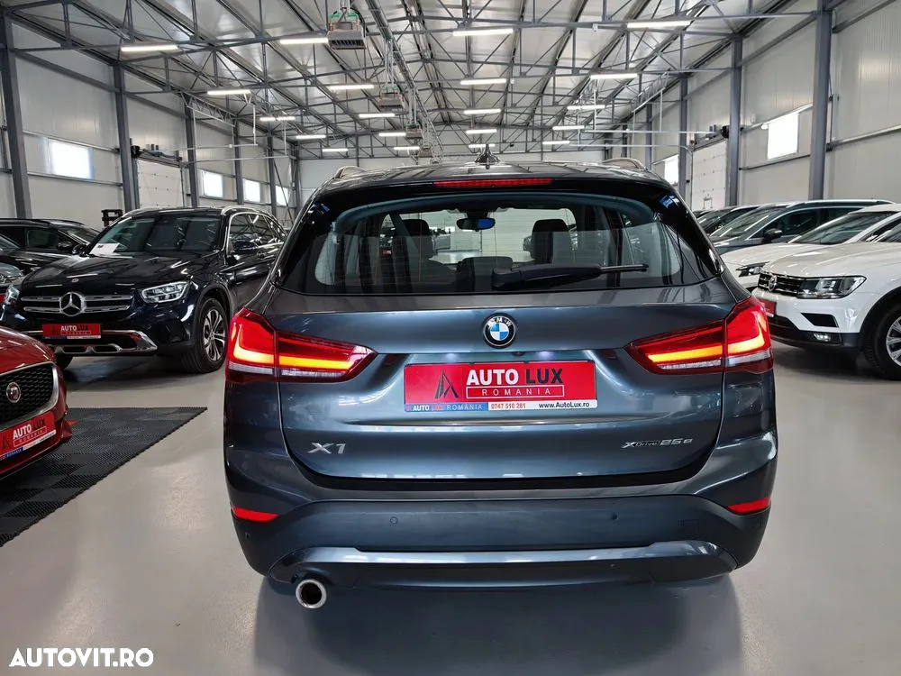 BMW X1 xDrive25e Advantage - 10