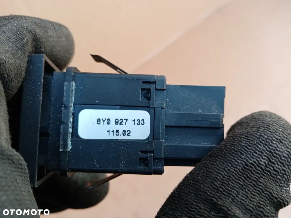 Przycisk przełącznik włącznik ASR Skoda Fabia I 6Y0927133 - 4