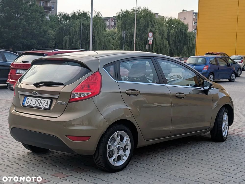 Ford Fiesta 1.25 Titanium - 5