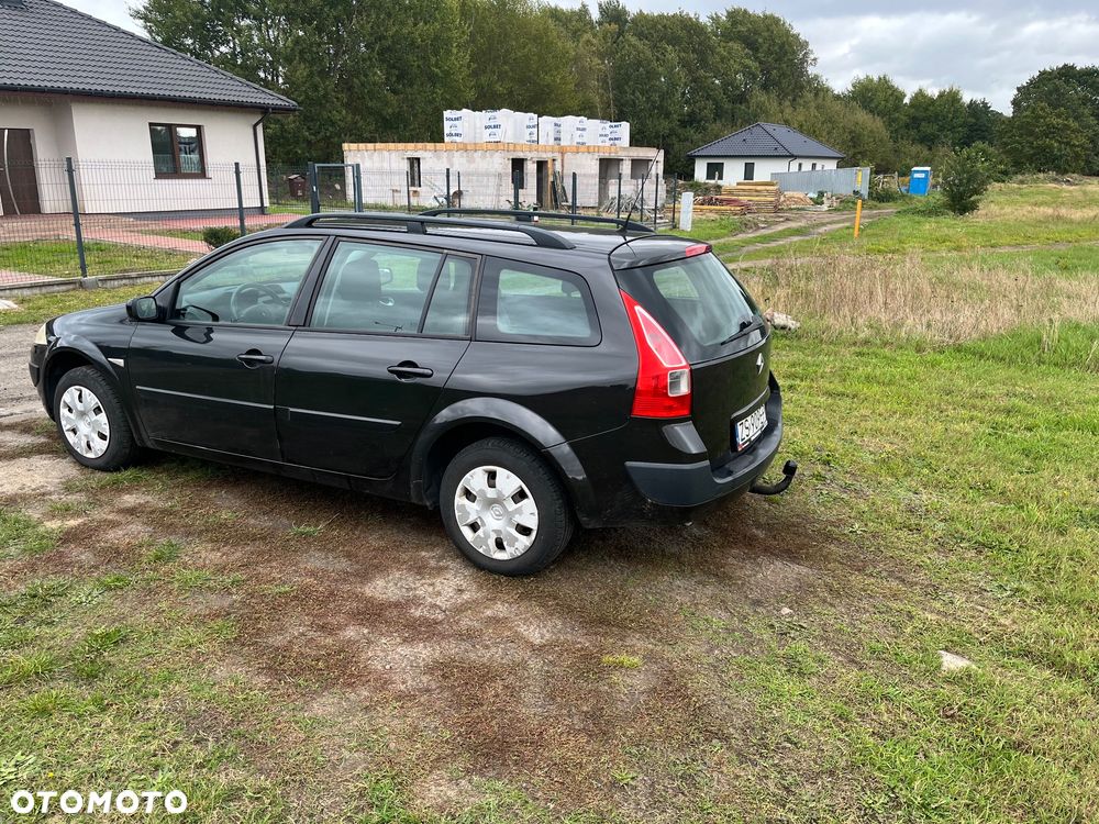 Renault Megane 1.9 dCi FAP Grandtour Dynamique - 4