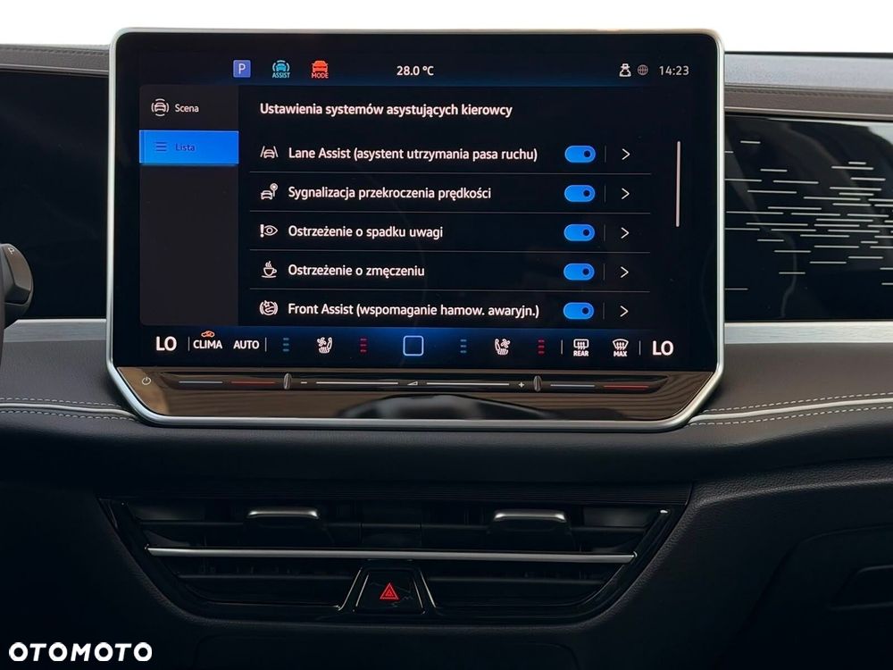 Volkswagen Passat - 34