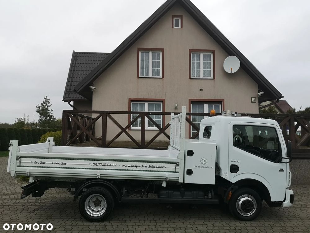 Renault Maxity 2.5dXi 130 - 9