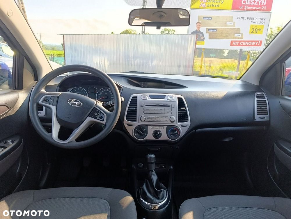 Hyundai i20 - 13