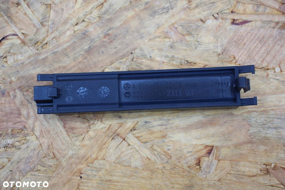 Moduł wzmacniacz anteny Mercedes w211 e-klasa 2118202575 - 1