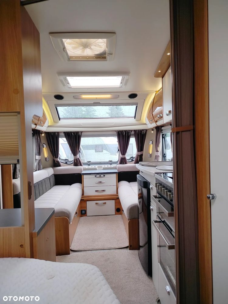 SWIFT ELEGANCE 570 - 12