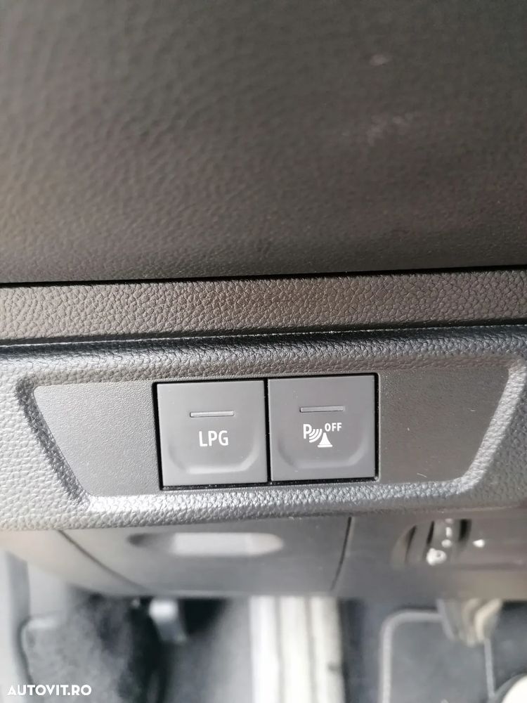 Dacia Logan ECO-G 100 Essential - 4