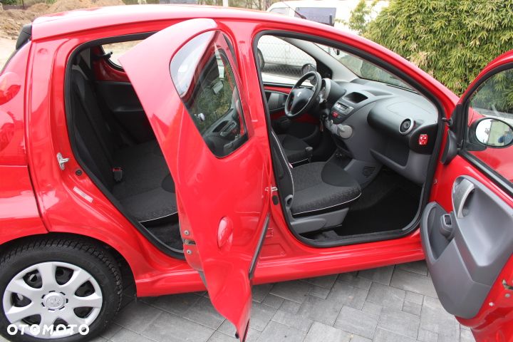 Peugeot 107 - 17