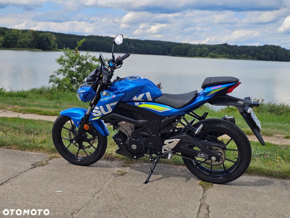 Suzuki GSX - 35