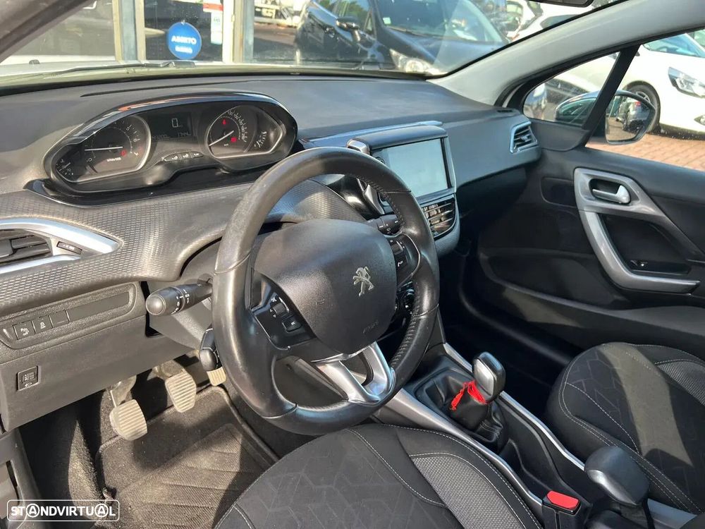Peugeot 2008 - 22