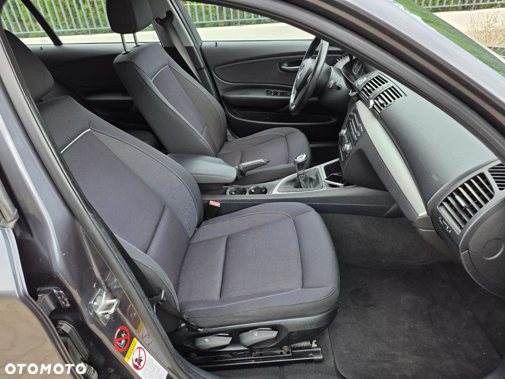 BMW Seria 1 - 12