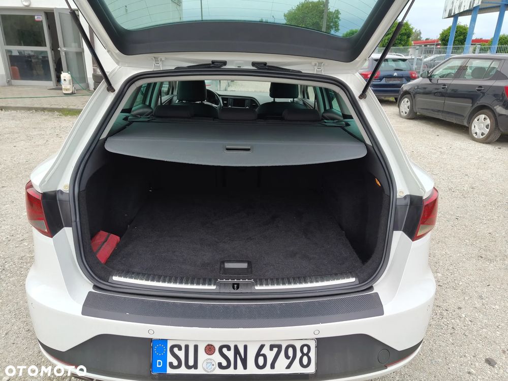 Seat Leon 2.0 TDI DPF Ecomotive DSG FR - 12
