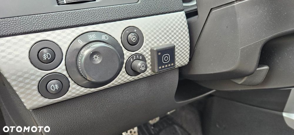 Opel Astra III 2.0 T Sport - 7