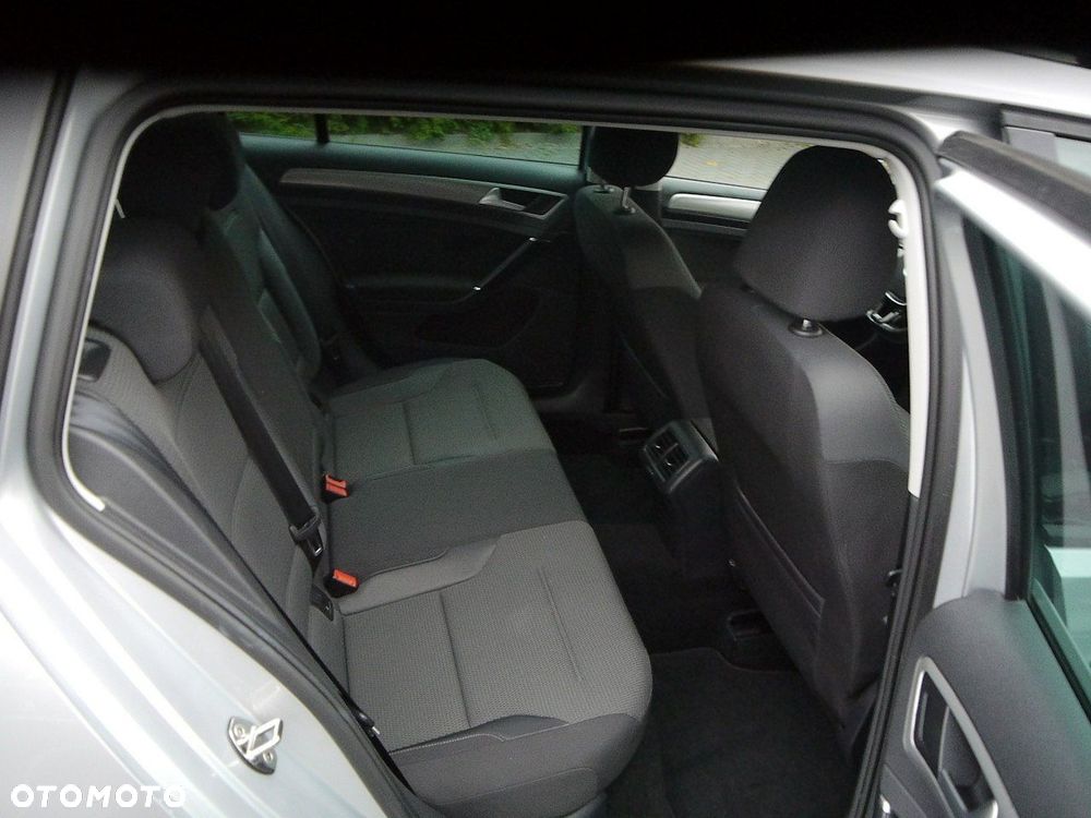 Volkswagen Golf 1.6 TDI 4Motion BlueMotion Technology Cup - 27