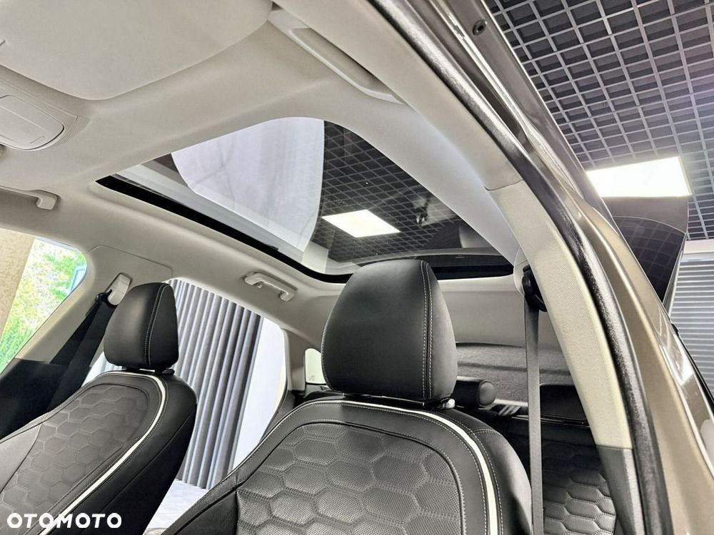 Ford Mondeo 2.0 EcoBlue VIGNALE - 24