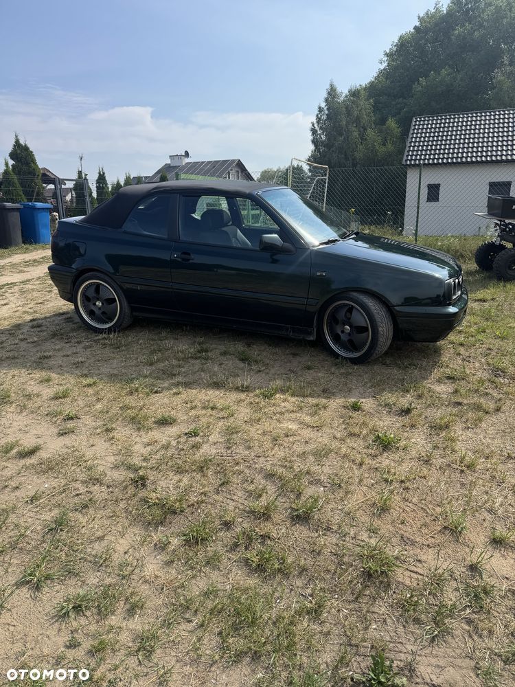Volkswagen Golf - 3