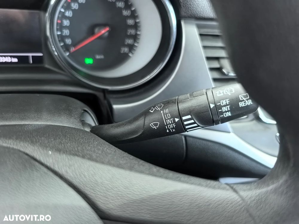 Opel Astra 1.2L Turbo Start/Stop Edition - 18