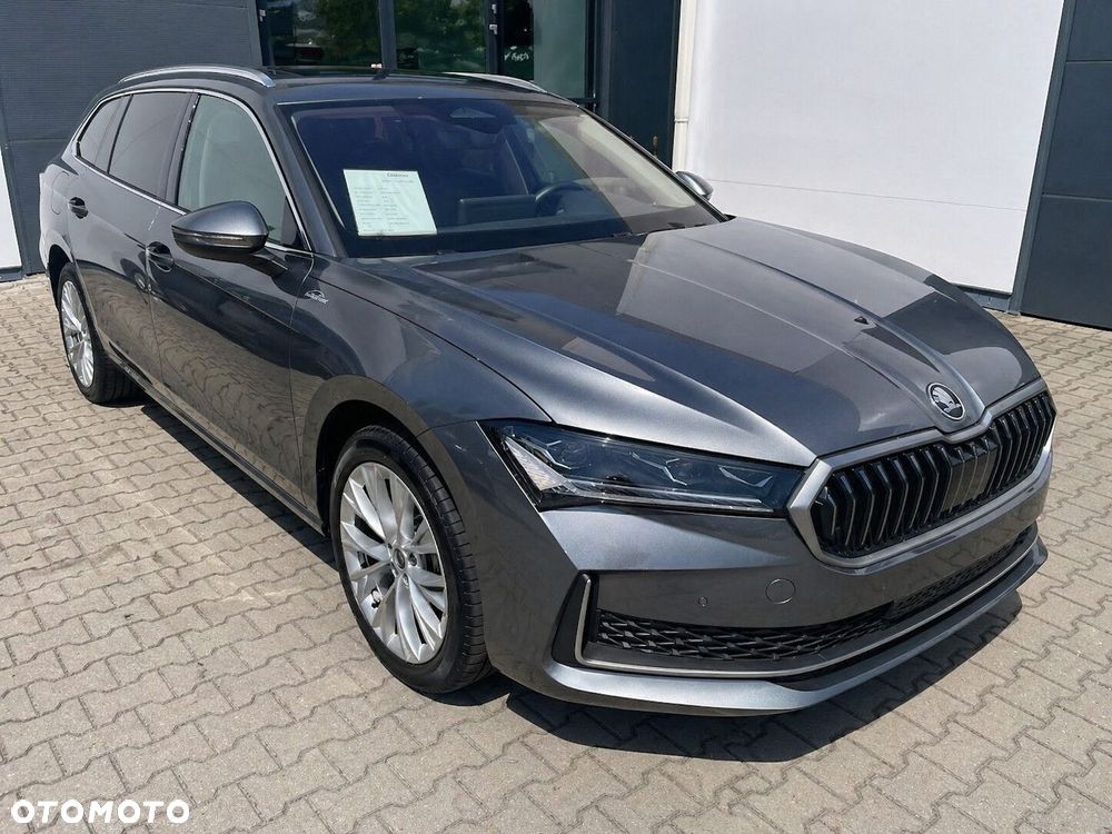 Skoda Superb 2.0 TDI SCR L&K DSG - 2