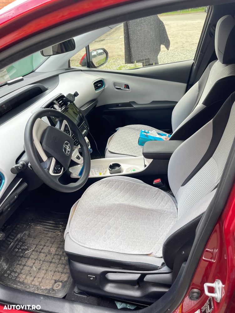 Toyota Prius Hybrid Comfort - 14