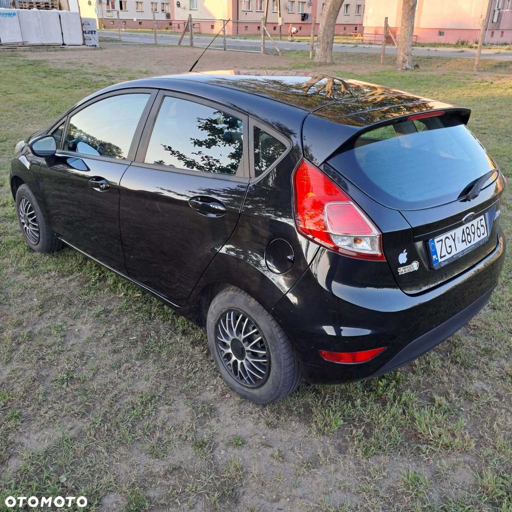 Ford Fiesta - 4