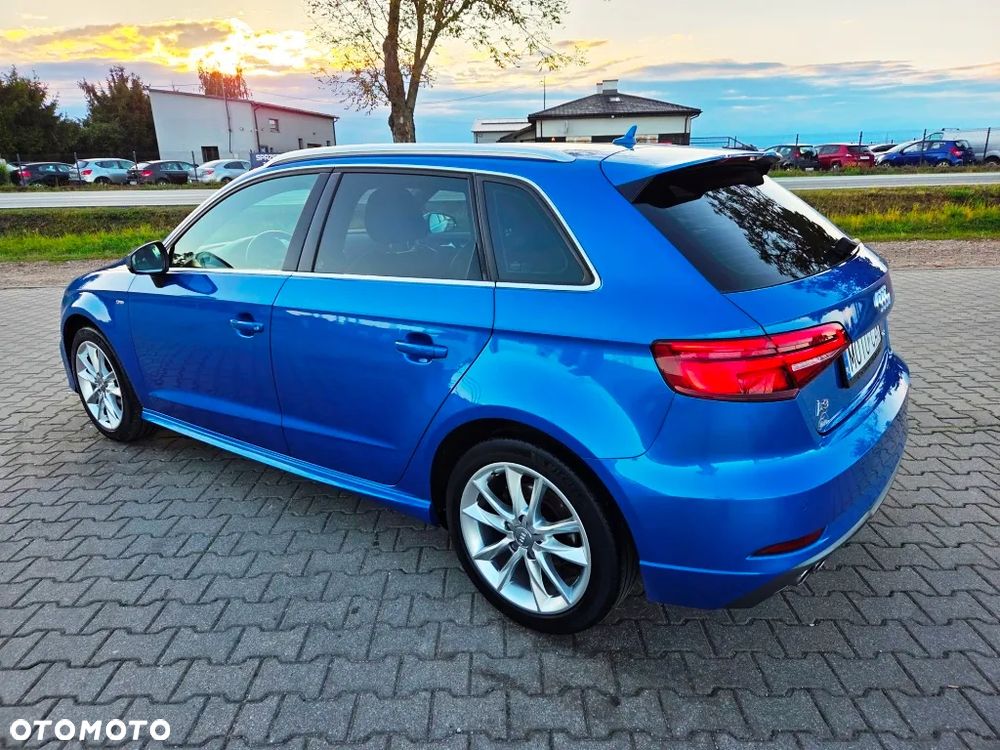Audi A3 Sportback 2.0 TDI S tronic S line Sportpaket - 13