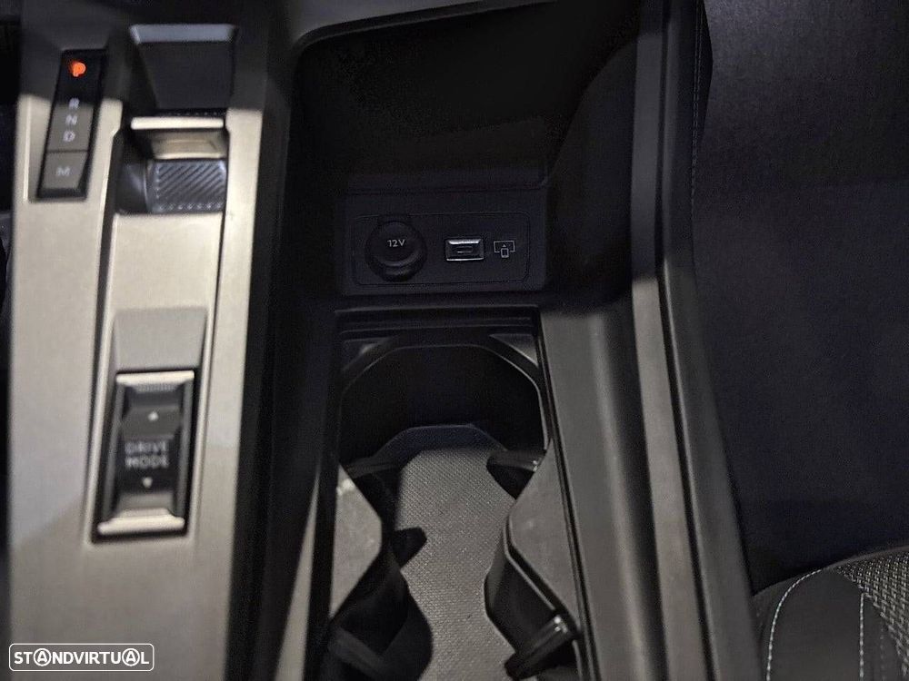 Peugeot 308 1.2 PureTech Allure EAT8 - 21