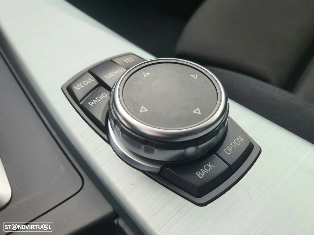 BMW 320 Gran Turismo d Sport-Aut. Sport Line - 10