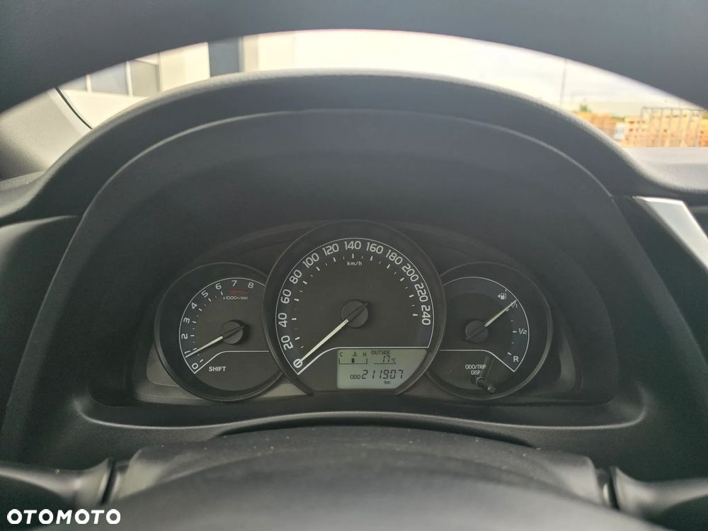 Toyota Auris 1.6 Classic Plus - 11