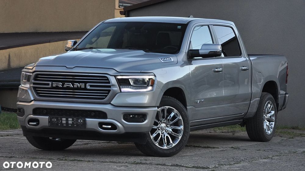 RAM 1500 5.7 Crew Cab Laramie - 1
